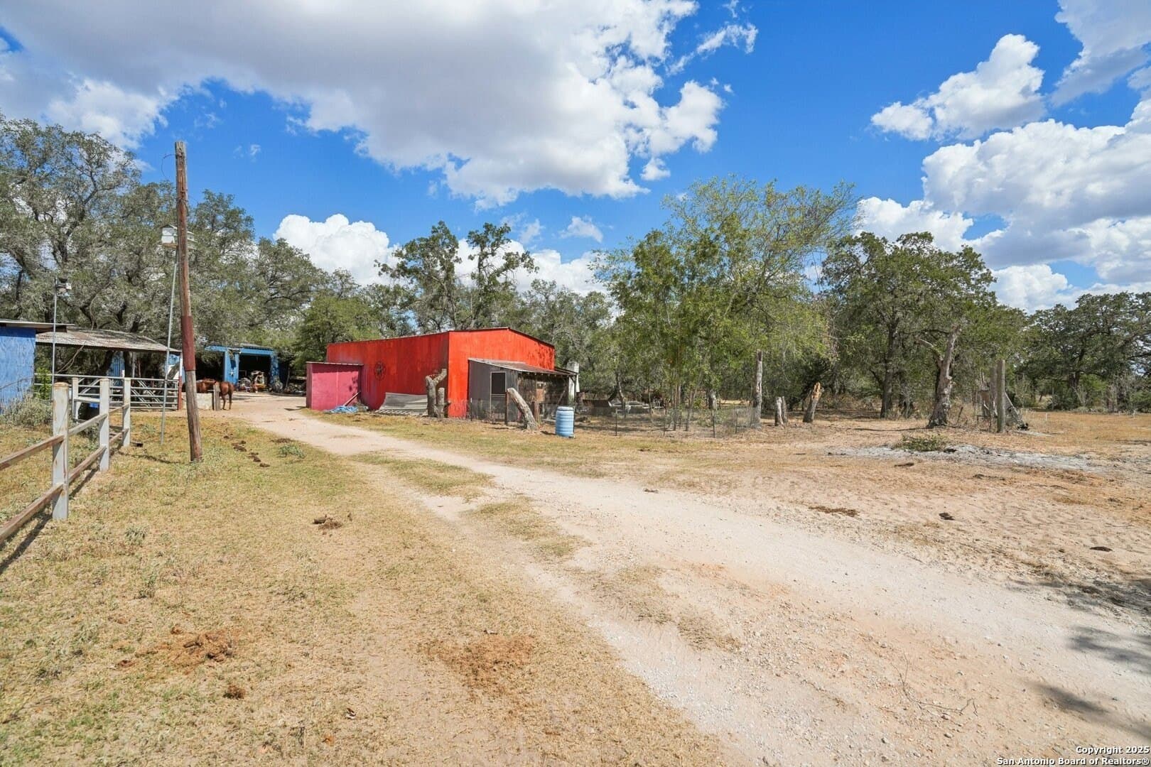 80 acres in Guadalupe County - photo 41