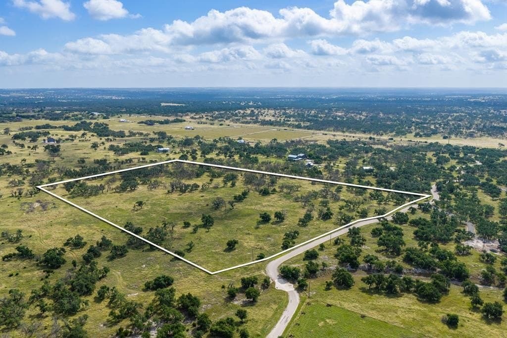 20.09 acres in Gillespie County gallery image 2