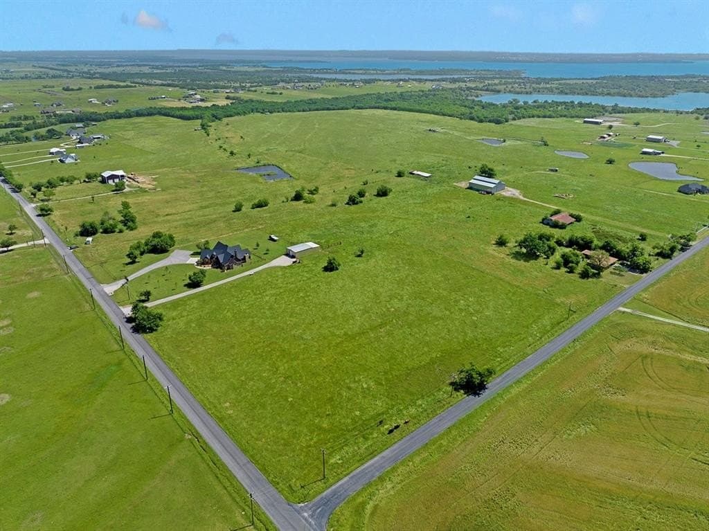 5.12 acres in Denton County gallery image 4