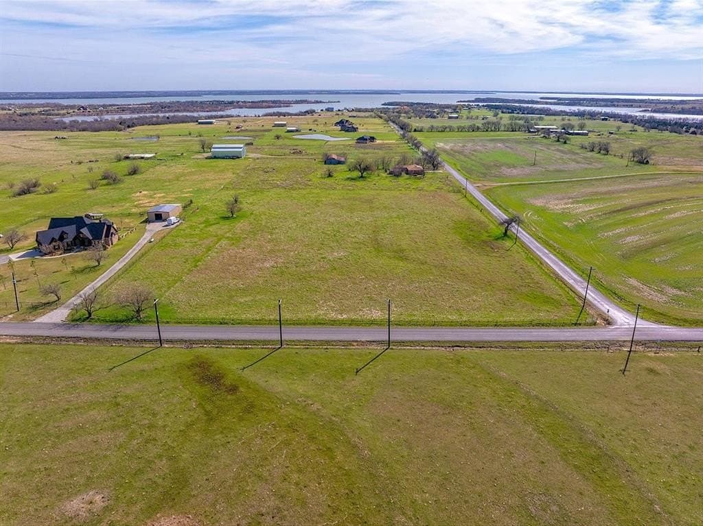 5.12 acres in Denton County gallery image 3