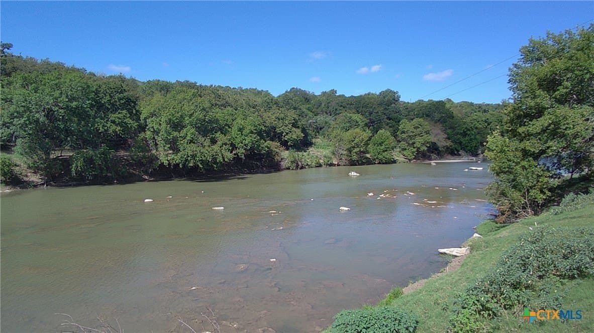 5.14 acres in Lampasas County - photo 3