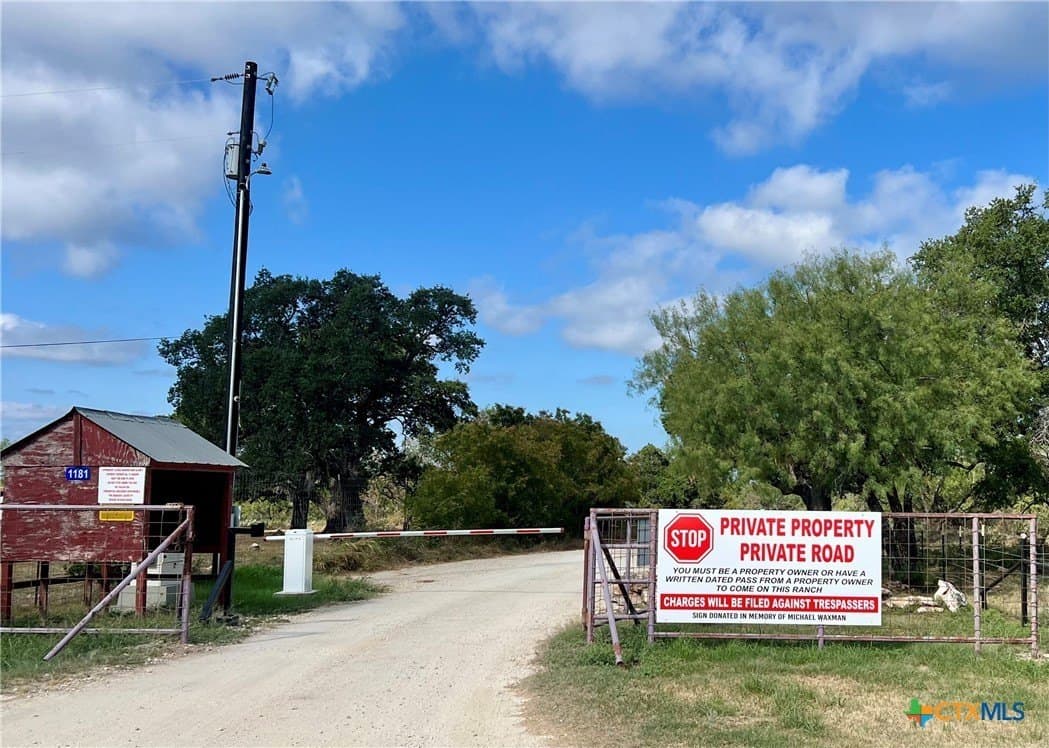 5.14 acres in Lampasas County - photo 10