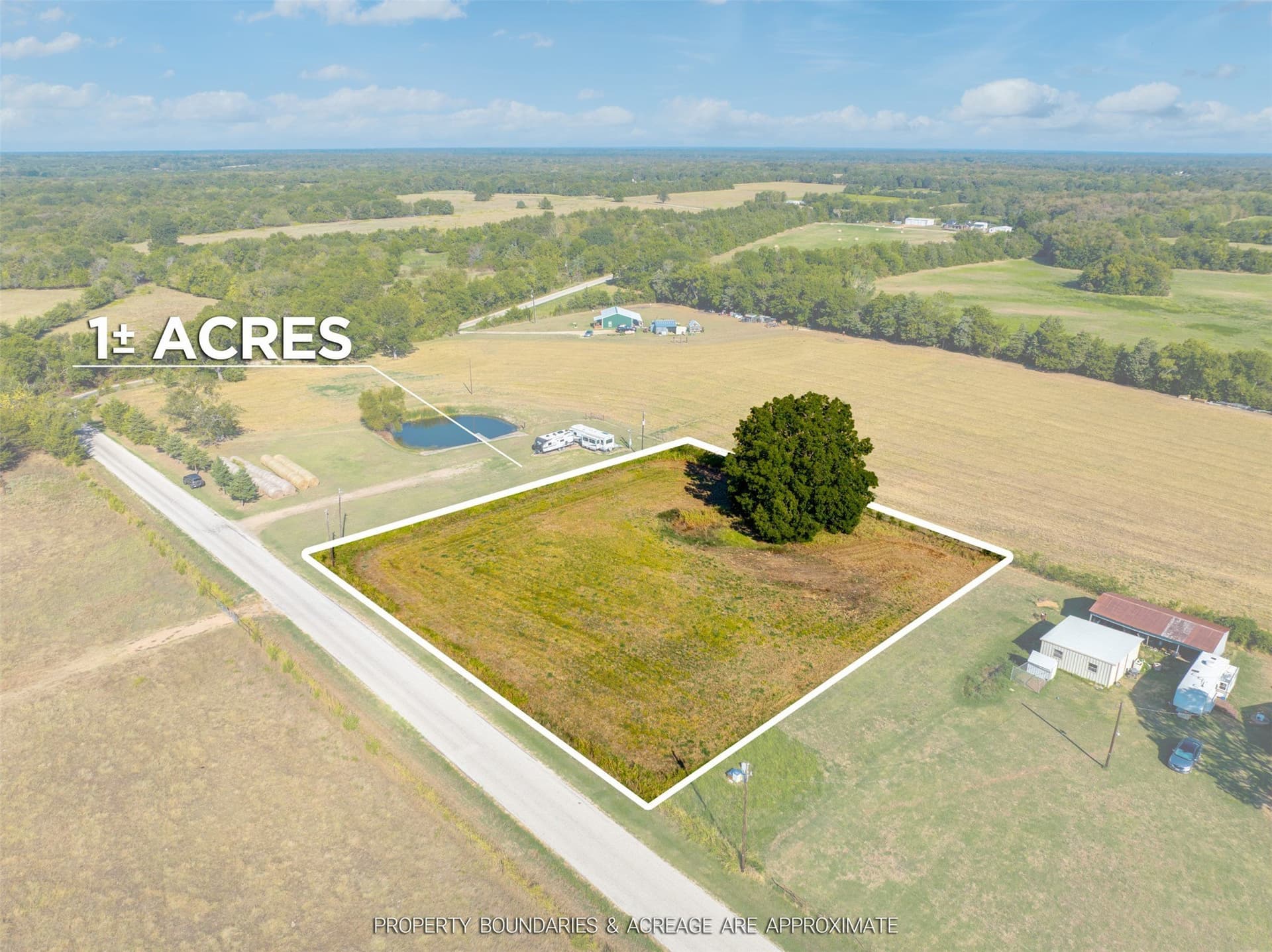 1 acres in Lamar County