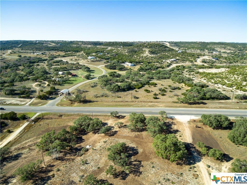 10.04 acres in Blanco County gallery image 2