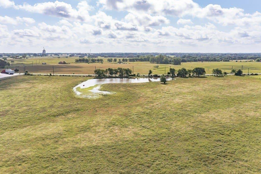 48.39 acres in Colorado County - photo 8