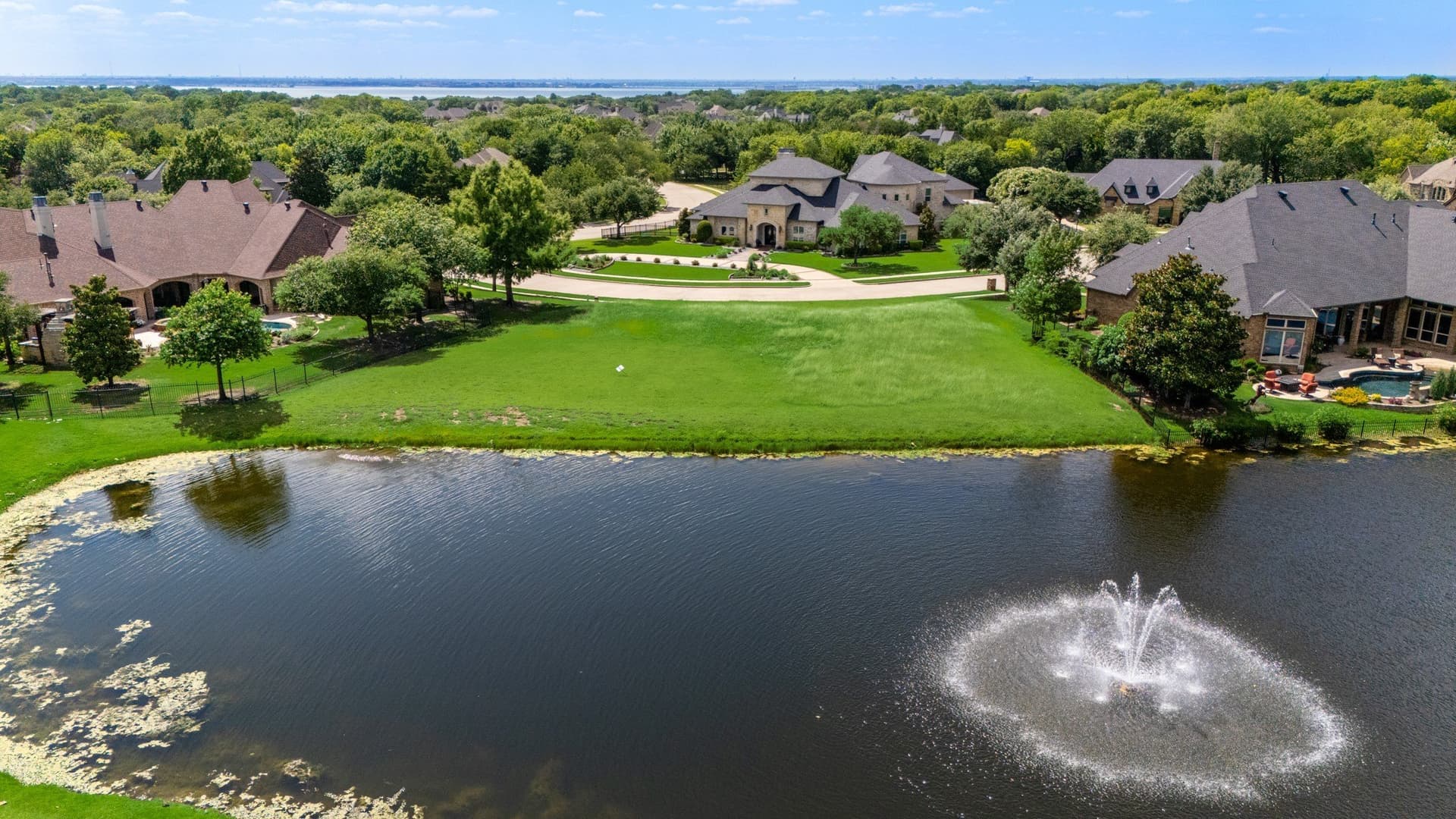 0.74 acres in Rockwall County