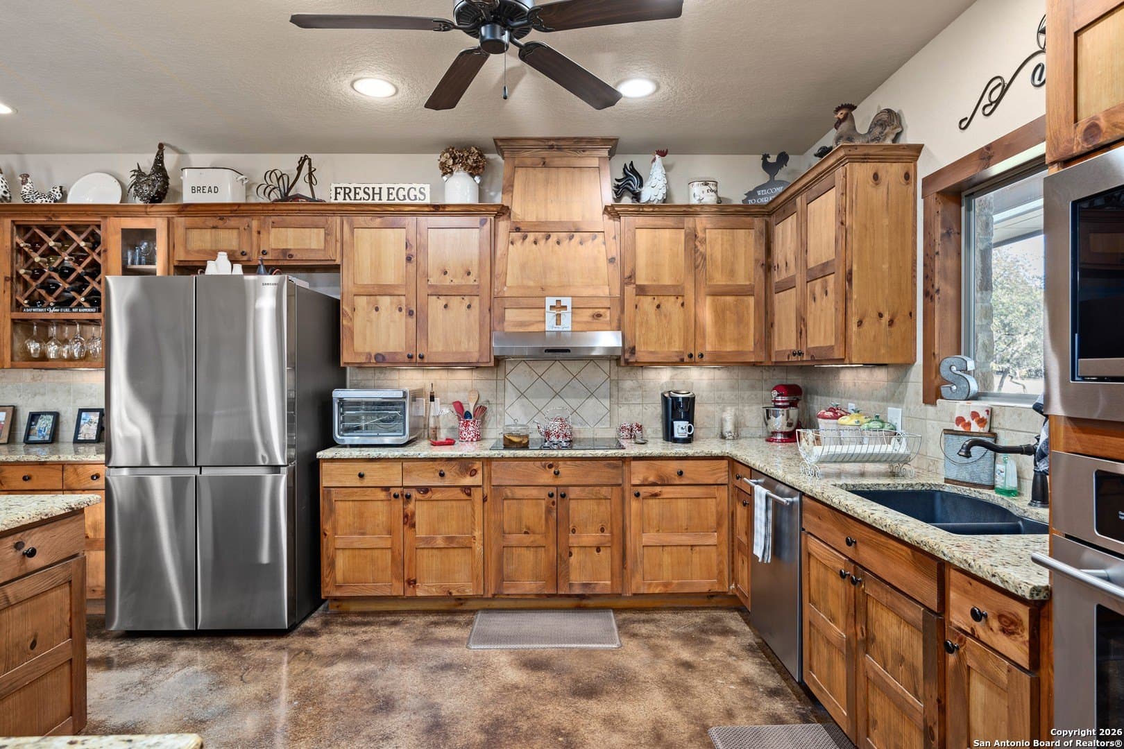 5 acres in Bandera County - photo 8