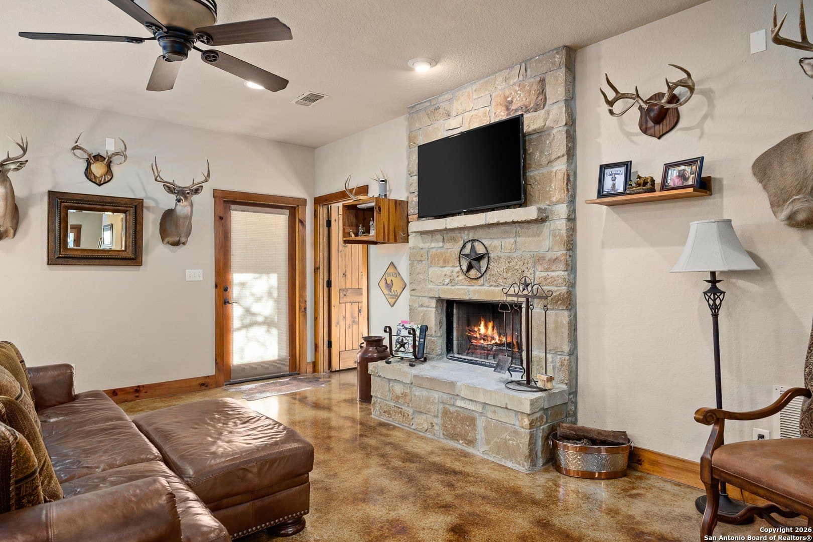 5 acres in Bandera County - photo 6