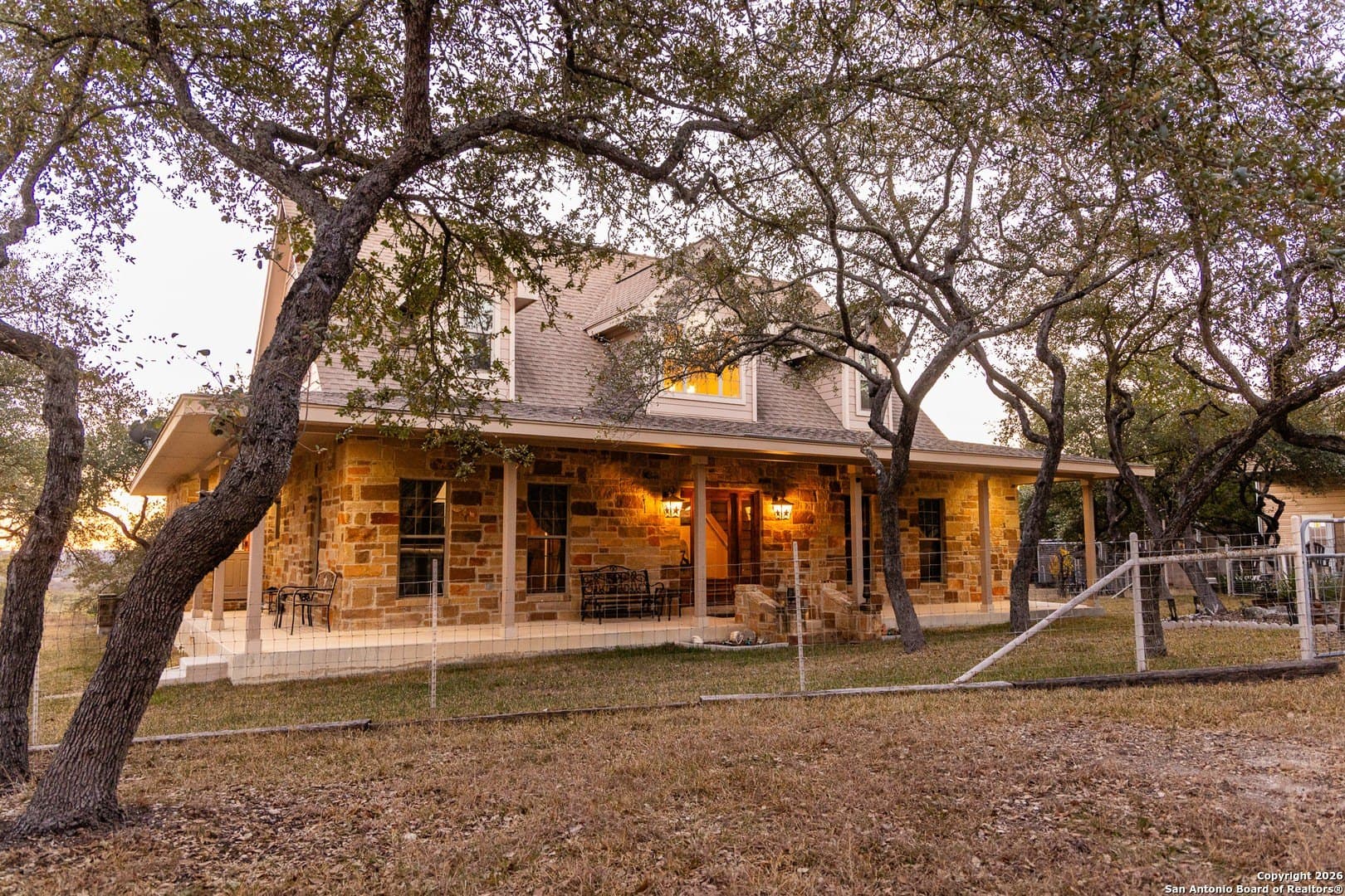 5 acres in Bandera County
