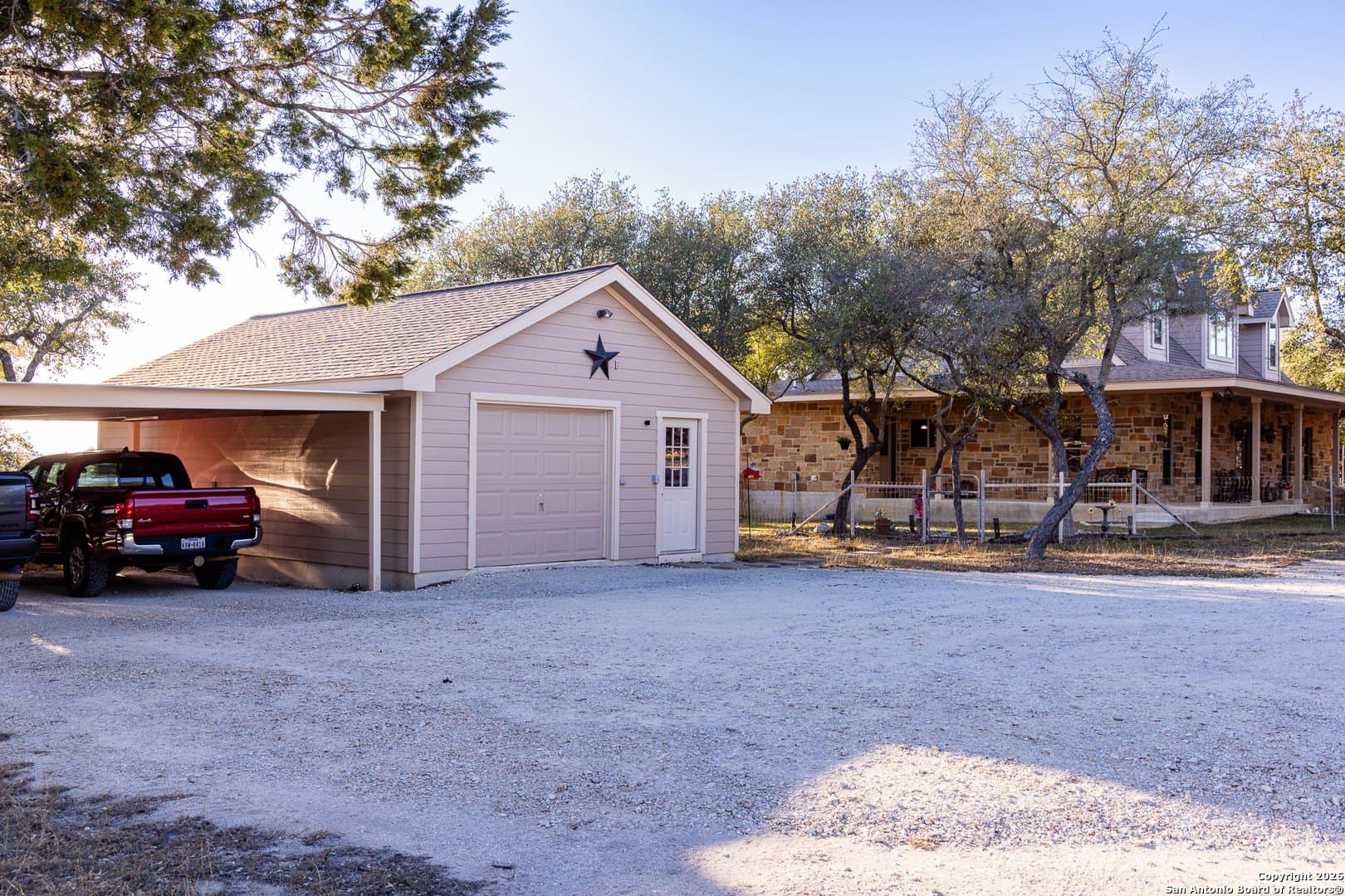 5 acres in Bandera County - photo 30