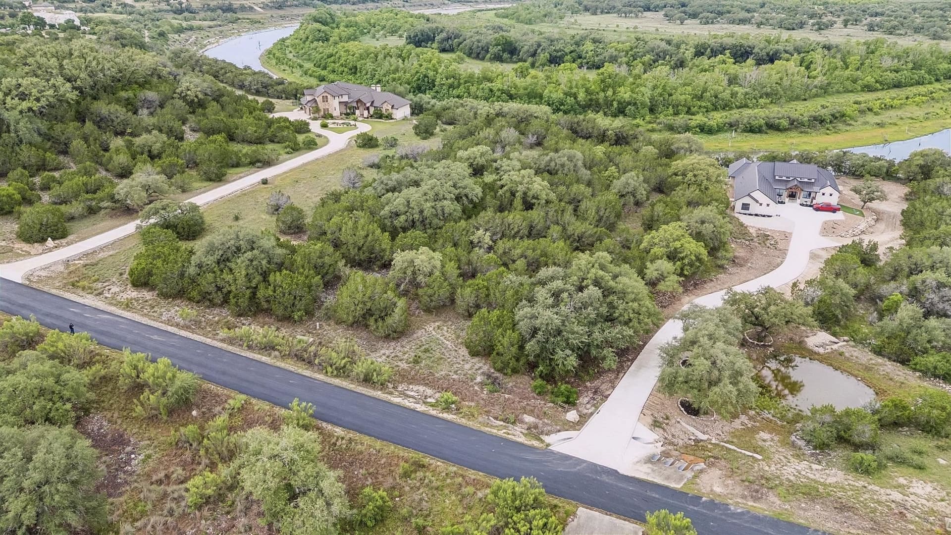 1.56 acres in Comal County gallery image 2