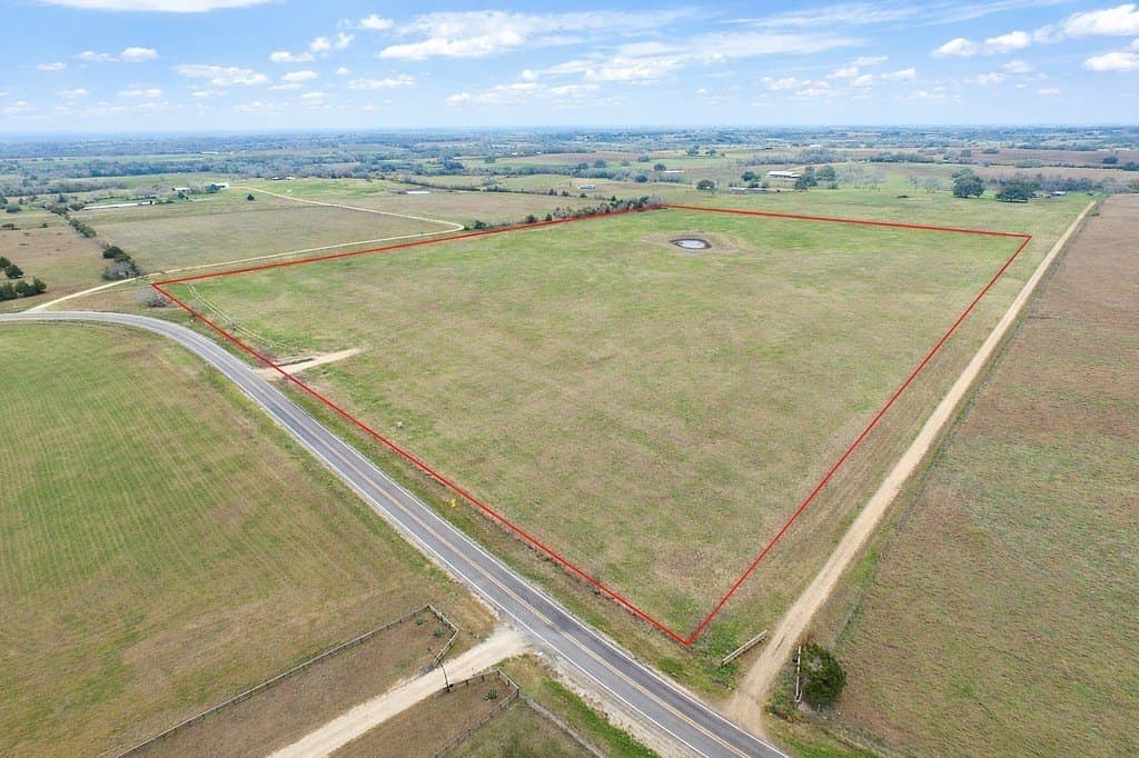 32.14 acres in Colorado County gallery image 4