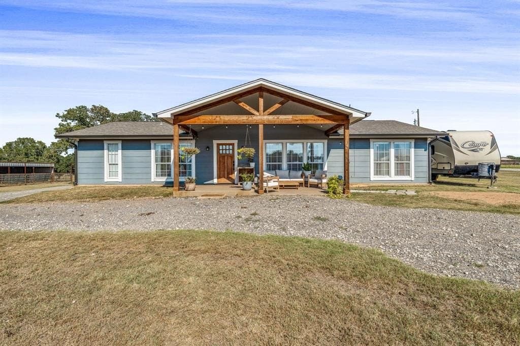 10 acres in Erath County