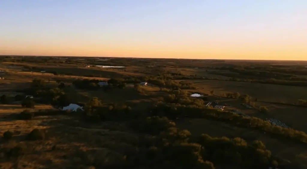 160.73 acres in Ellis County - photo 14