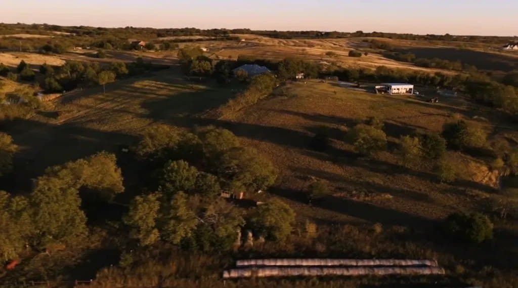 160.73 acres in Ellis County - photo 11