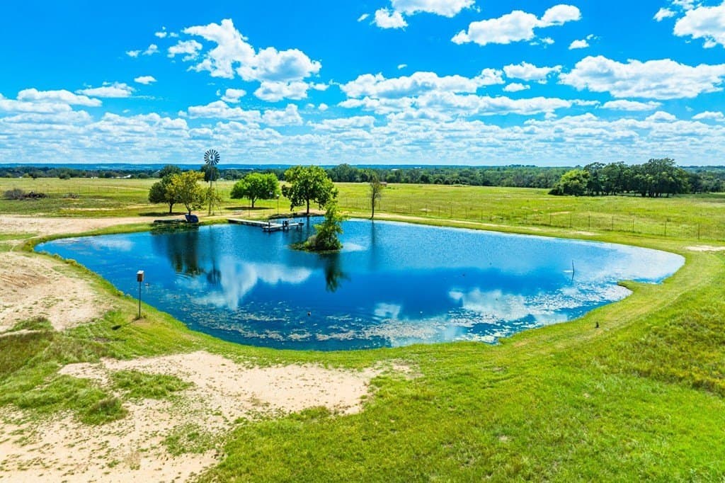 100.12 acres in Gillespie County gallery image 4