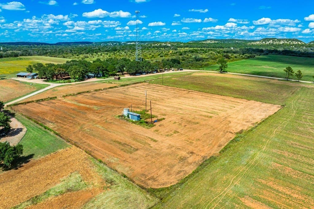 100.12 acres in Gillespie County - photo 11