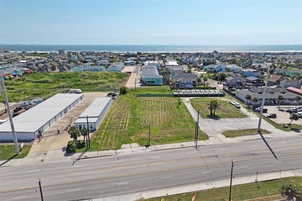 1.81 acres in Nueces County
