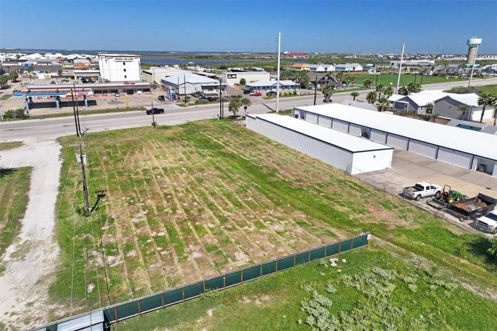 1.81 acres in Nueces County gallery image 4