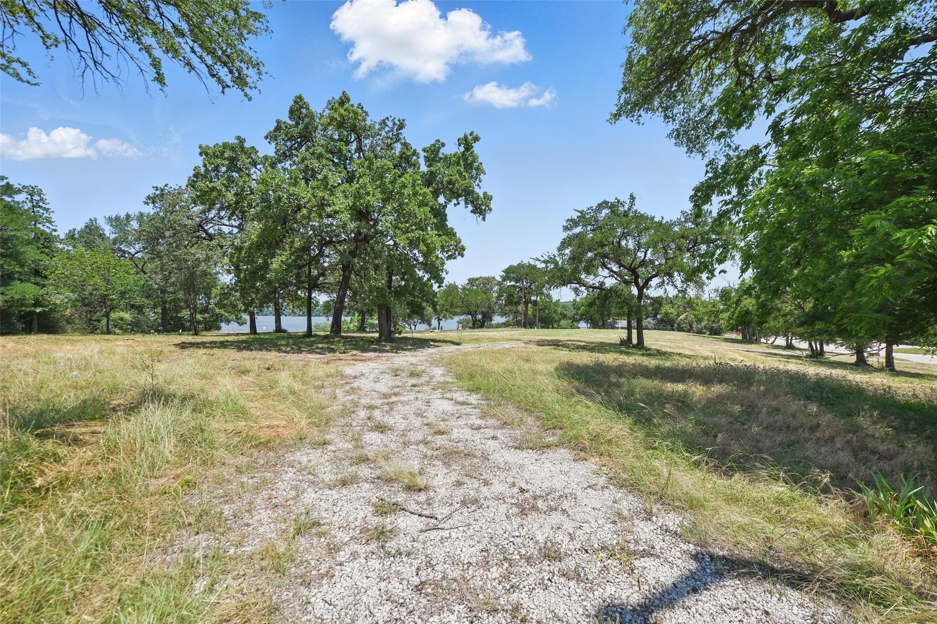 0.26 acres in Tarrant County - photo 14