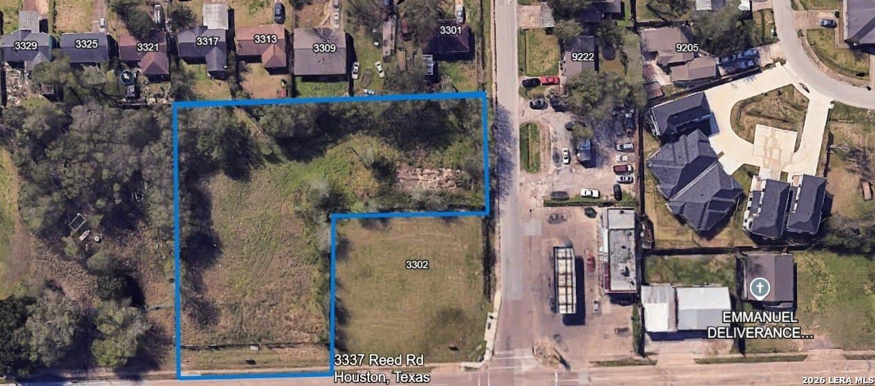 1.25 acres in Harris County gallery image 4