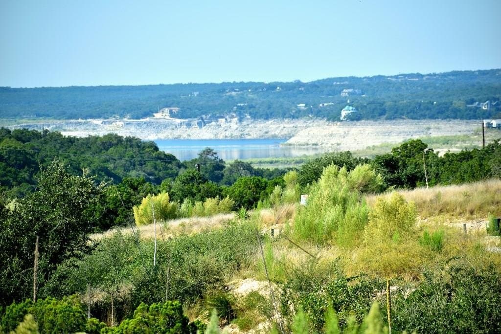 1.63 acres in Medina County