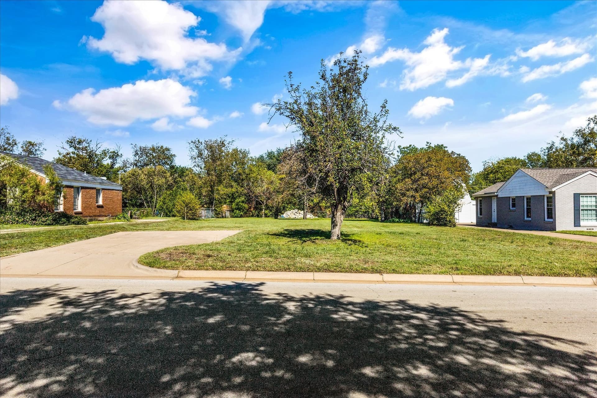 0.3 acres in Tarrant County gallery image 4