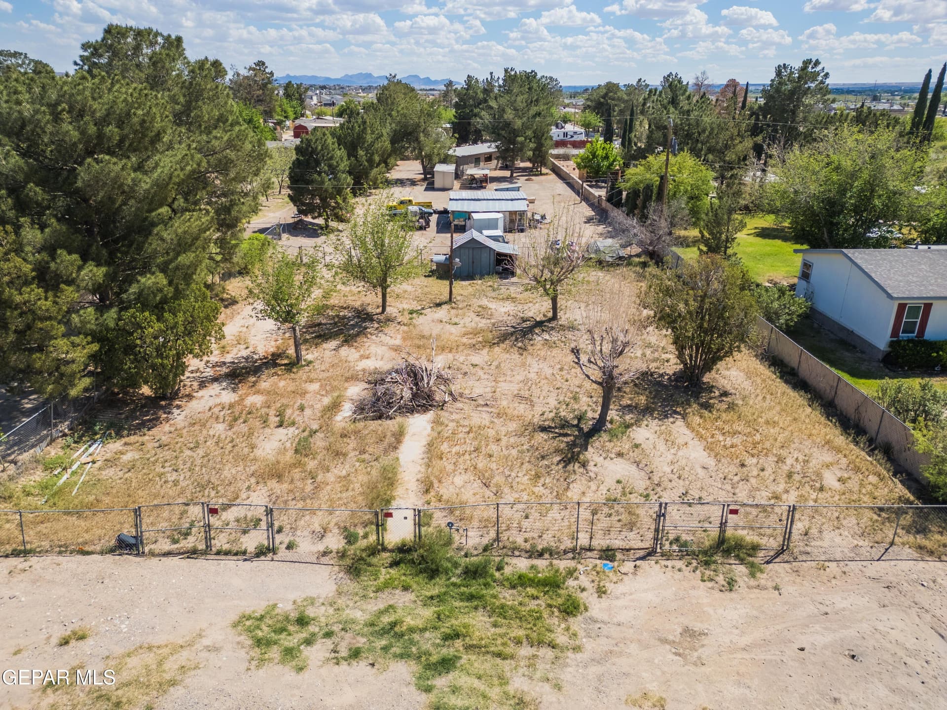 0.25 acres in El Paso County