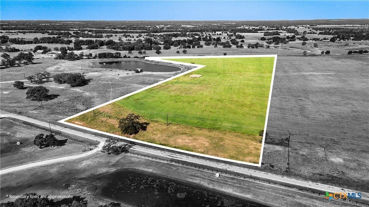 14.42 acres in Lee County