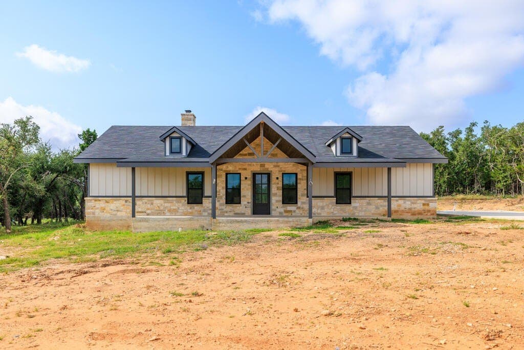 20.49 acres in Gillespie County - photo 4