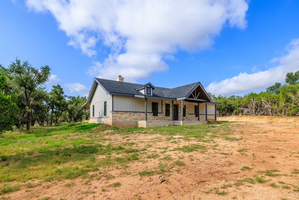 20.49 acres in Gillespie County - photo 5