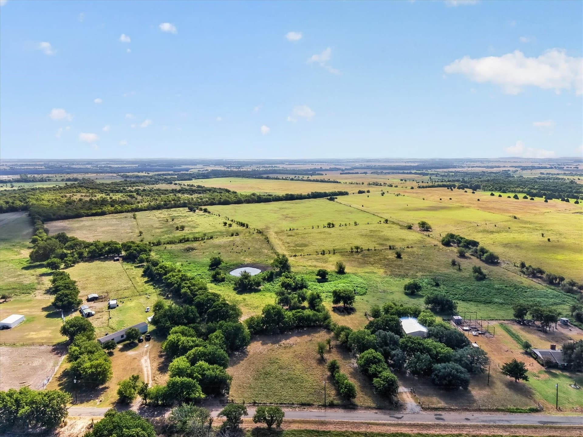 43.88 acres in Ellis County - photo 3