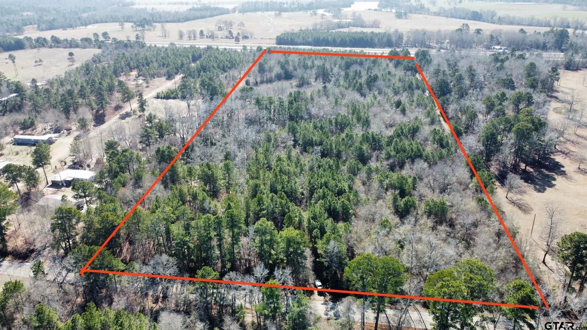 17.7 acres in Smith County gallery image 3