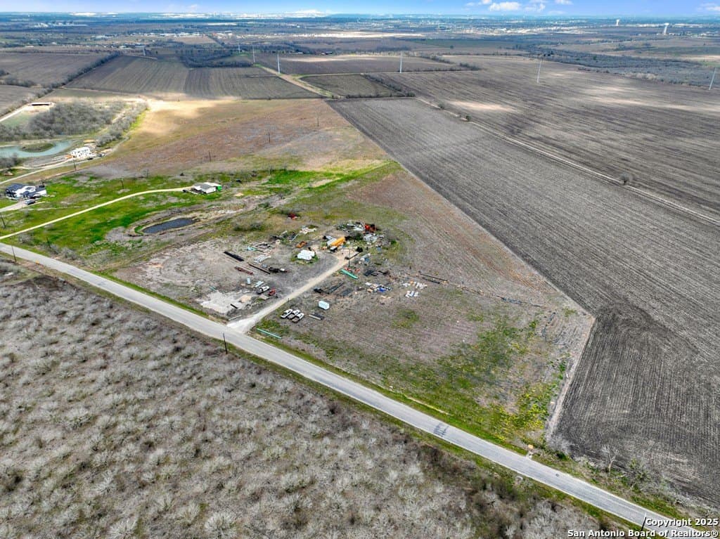 10.02 acres in Guadalupe County - photo 7