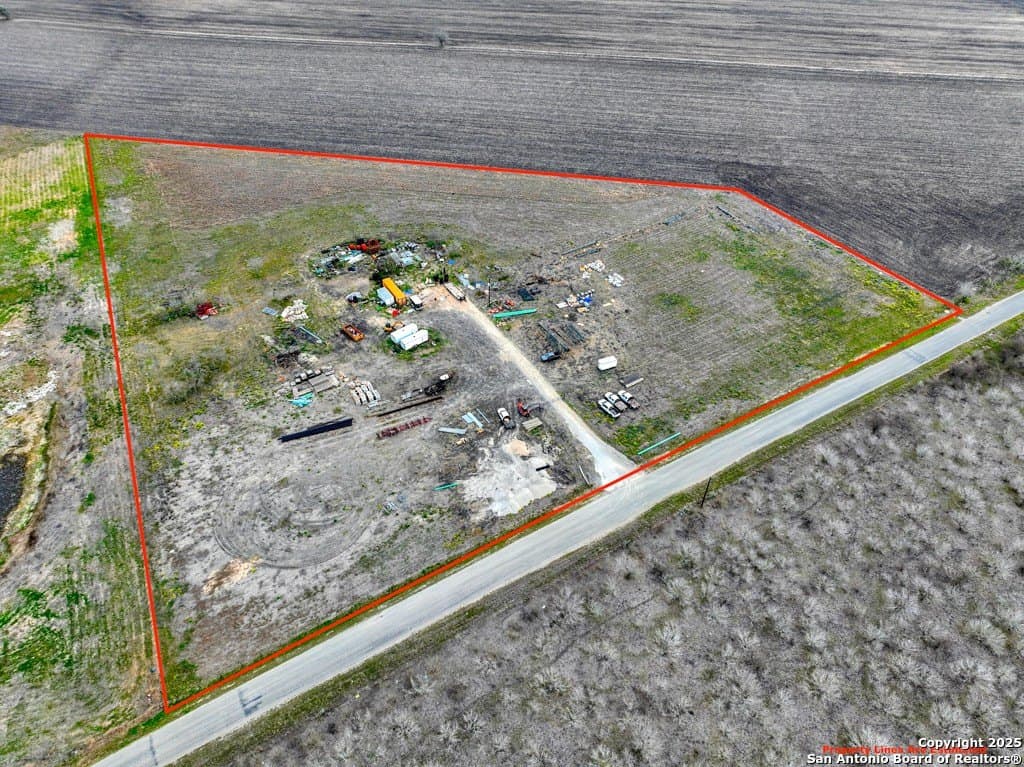 10.02 acres in Guadalupe County gallery image 3