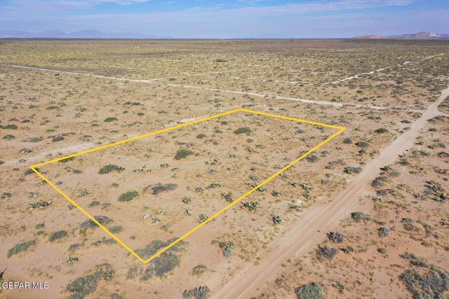 1.81 acres in El Paso County gallery image 4