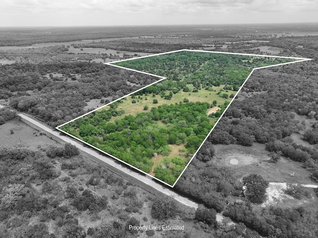 107.46 acres in Bastrop County gallery image 2
