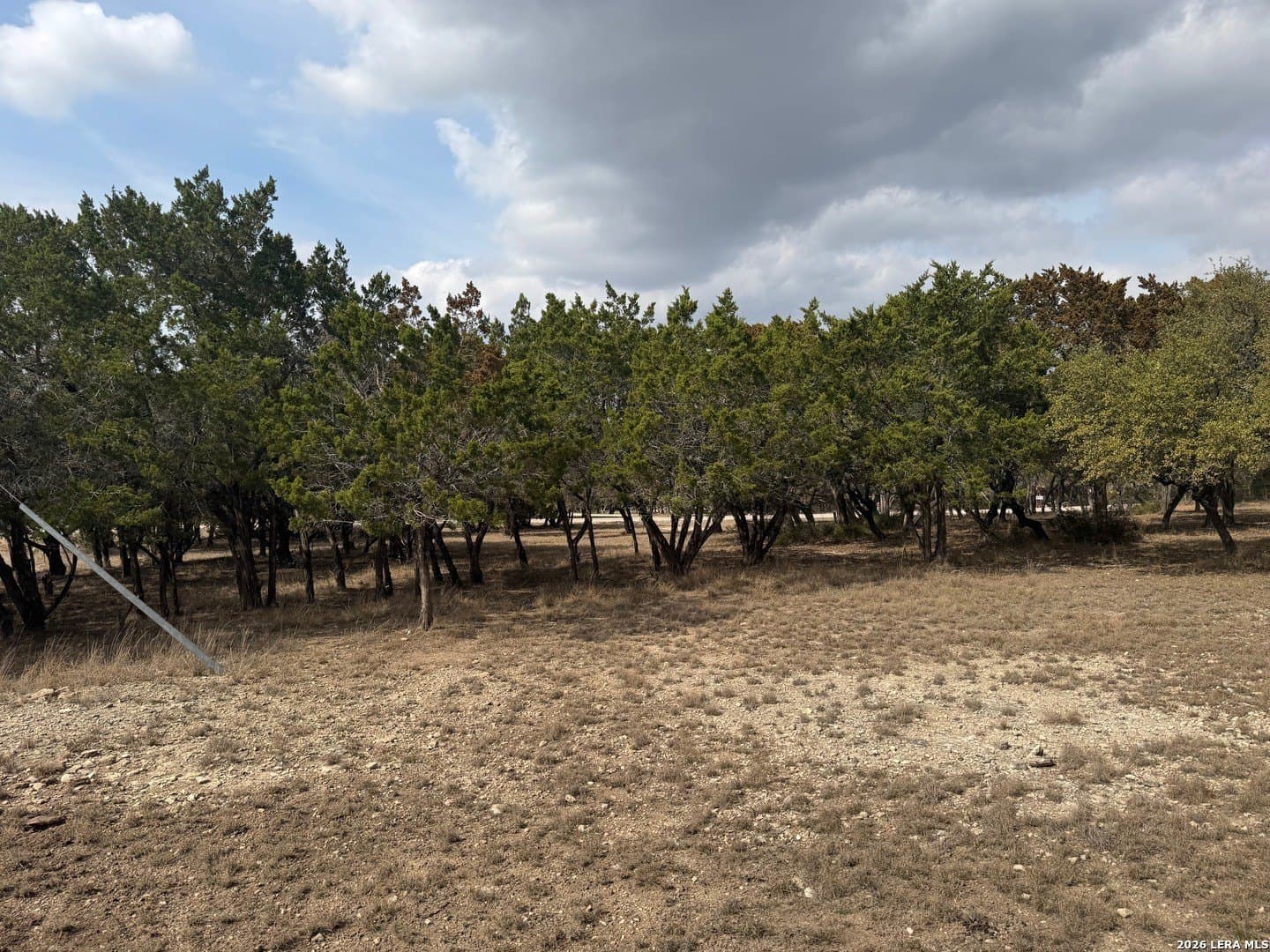 0.94 acres in Bandera County - photo 6