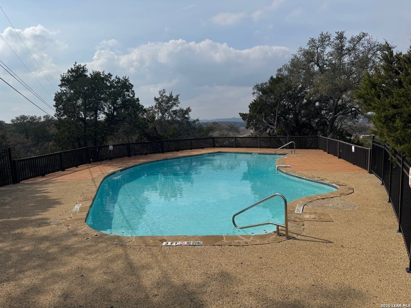 0.94 acres in Bandera County - photo 15