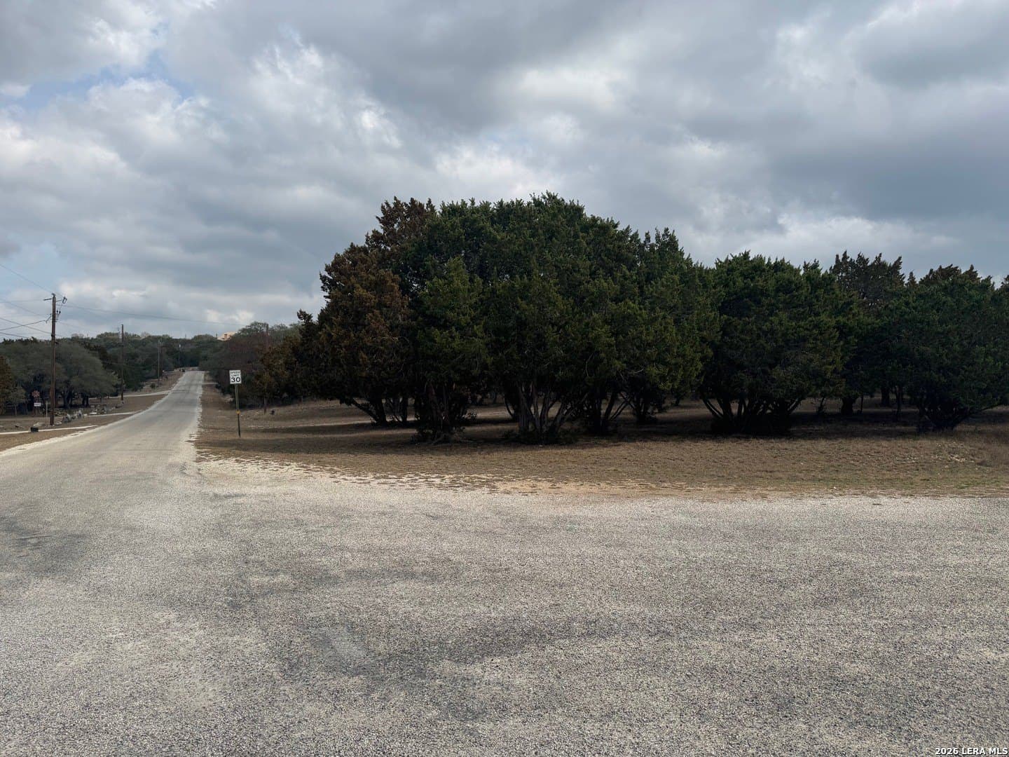 0.94 acres in Bandera County gallery image 4