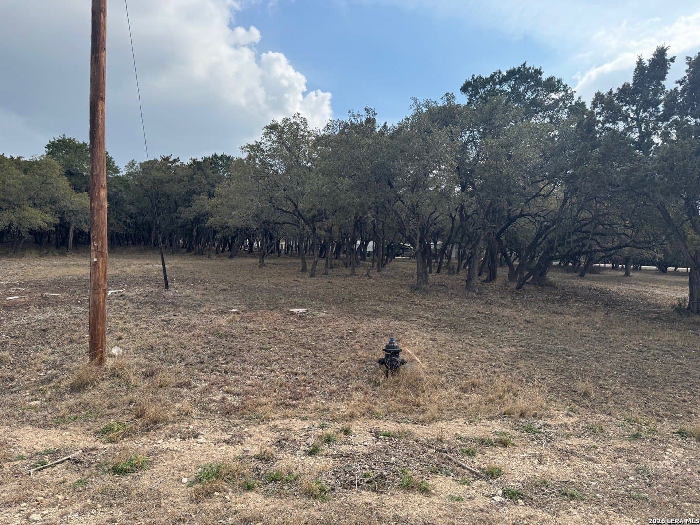 0.94 acres in Bandera County - photo 7