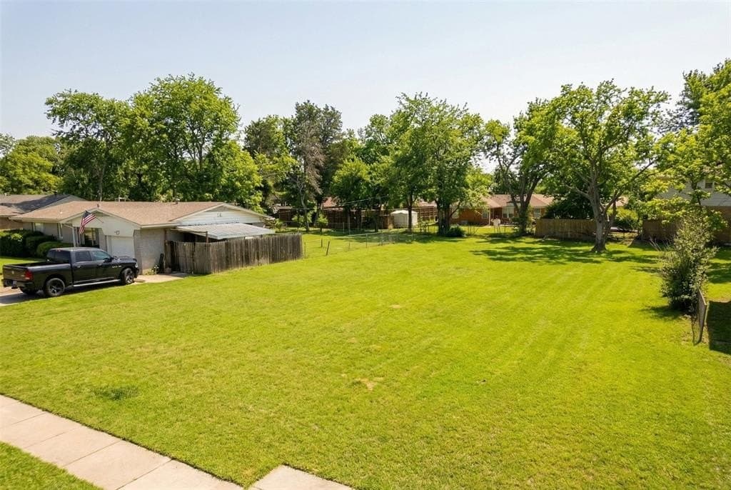 0.25 acres in Dallas County gallery image 3