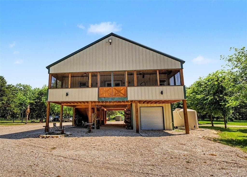 10.5 acres in Cooke County