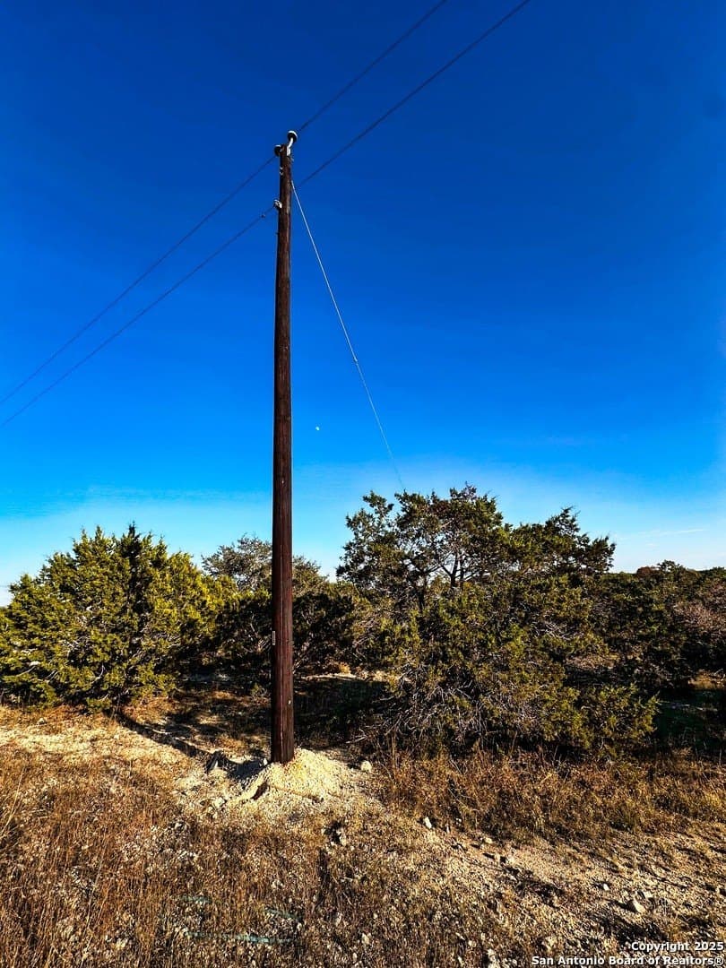 0.51 acres in Comal County - photo 9