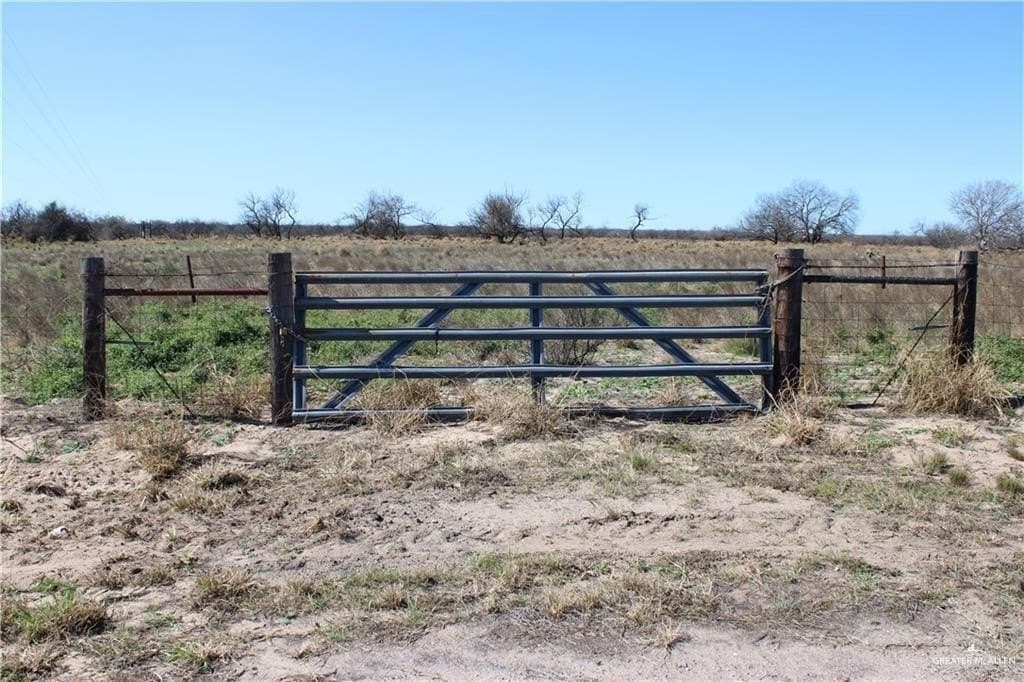 5.82 acres in Brooks County