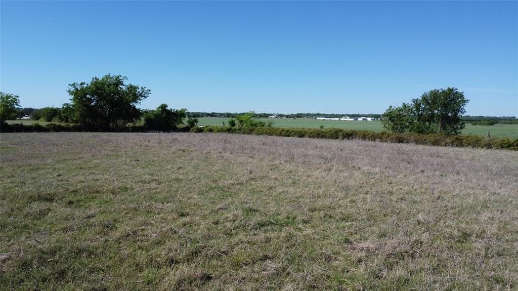 8.5 acres in Comanche County