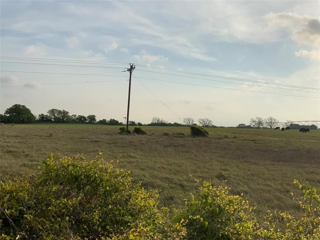 8.5 acres in Comanche County gallery image 4