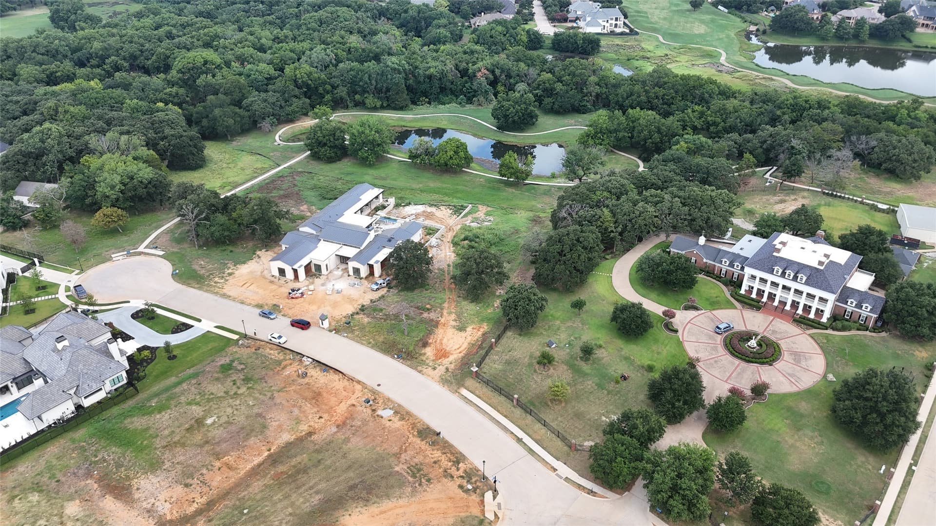 1.06 acres in Tarrant County gallery image 3