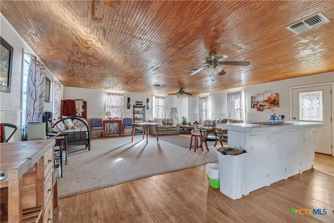 29.31 acres in Bastrop County gallery image 4