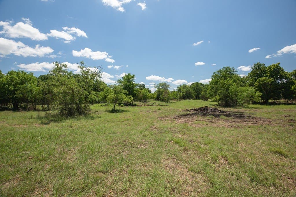 10.36 acres in Gillespie County gallery image 4